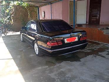 ses bogucu: Mercedes-Benz 270: 2.7 l | 2000 il Sedan — 3