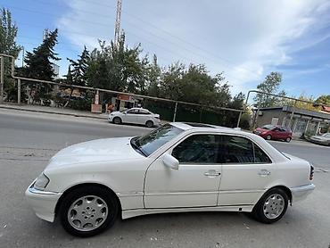 2106 most: Mercedes-Benz C 230: 2.3 l | 1999 il Sedan — 2