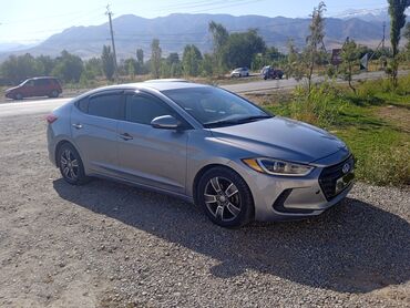 меняю дом на машину: Hyundai Elantra: 2016 г., 2 л, Автомат, Бензин, Седан