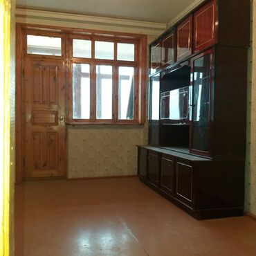 Köhnə tikili: Gəncə, 3 otaqlı, Köhnə tikili, 75 kv. m — 3