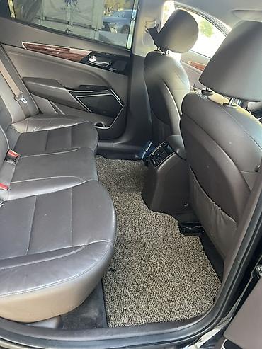 низкопрофиль: Kia Cadenza: 2017 г., 2.3 л, Автомат, Бензин, Седан — 4