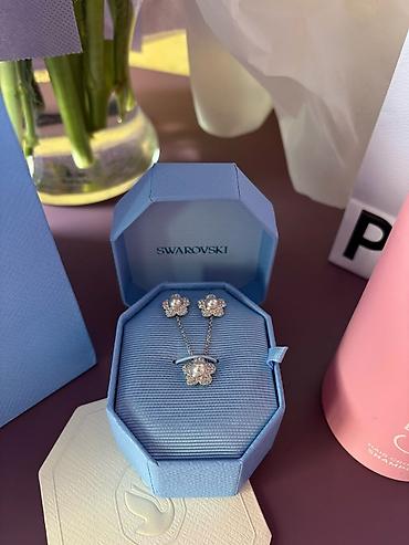 aşbaz forma: Dəstə daxildir: Boyunbağı, Swarovski, Gümüş — 2