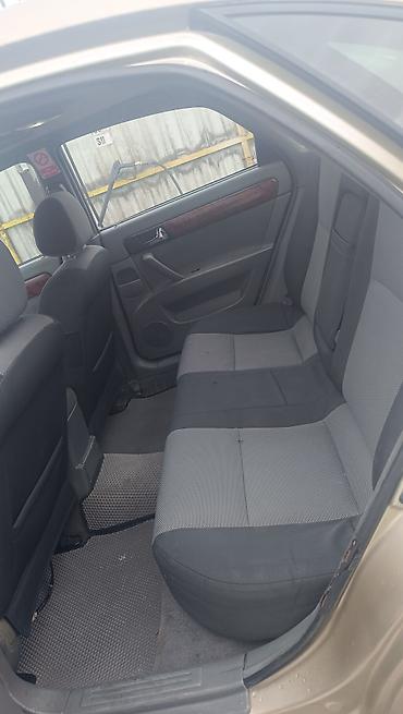 Sərnişin daşımaları: Minik avtomobili — 13