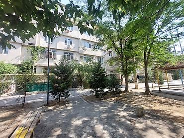 2 ci mikrorayon: Bakı, 2 otaqlı, Köhnə tikili, 50 kv. m — 1