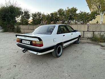 124 е: Audi 100: 1989 г., 2 л, Механика, Бензин, Седан — 3