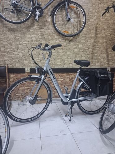 Velosipedlər: İşlənmiş Elektrik velosipedi Giant, 28", sürətlərin sayı: 21, 500-750 Vt, Ünvandan götürmə, Pulsuz çatdırılma, Ödənişli çatdırılma