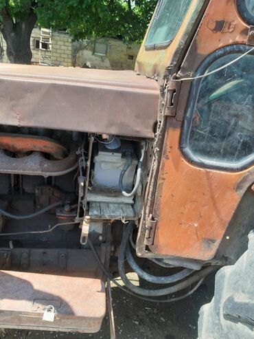 Toyota: Toyota AA: 2 l | — 4