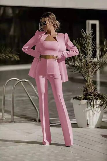 Gornji i donji deo: Trodelni kompleti — 8