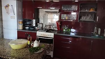 Продажа коттеджей и домов: Продается жилой дом с благоустроенным двором и хозяйственными — 8