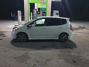 хонда истеп 1: Honda Fit: 2002 г., 1.3 л, Автомат, Бензин, Хетчбек — 2