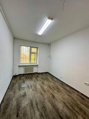 зал тренировка: Сдаю Офис, 230 м², В жилом комплексе, С отдельным входом