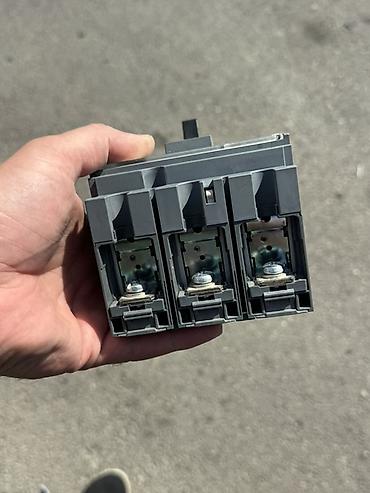 Elektrik malları: Schneider Electric Elektrik avtomat, 3 faza, 690 Vt — 2