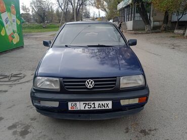 вента капот: Volkswagen Vento: 1993 г., 1.8 л, Механика, Бензин