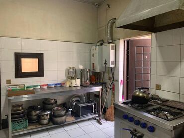 Restoran, kafelər: Səbail rayonu Bayil bazarına yaxın 100 kv.m sahəsi — 8