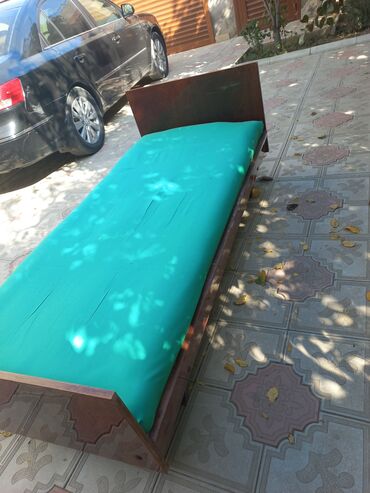 Çarpayılar: İşlənmiş, Təknəfərlik çarpayı, Bazasız, Matras ilə, Siyirməsiz