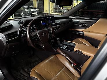 Lexus: Lexus ES: 2019 г., 2.5 л, Автомат, Гибрид, Седан — 9