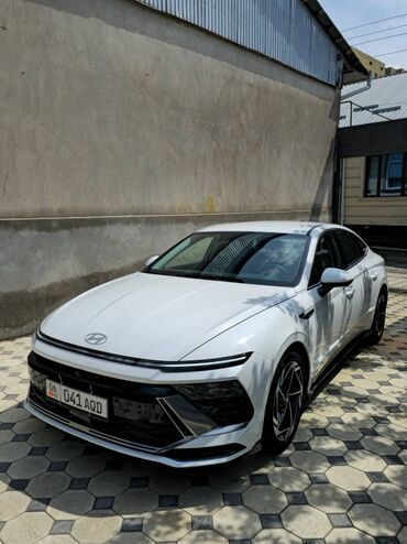 hyundai sonata гибрид: Hyundai Sonata: 2024 г., 2 л, Автомат, Гибрид, Седан