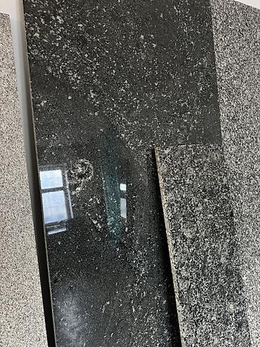 Фасадные гранитные плитки: Природный камень гранит. Самый большой ассортимент для цоколя и — 4