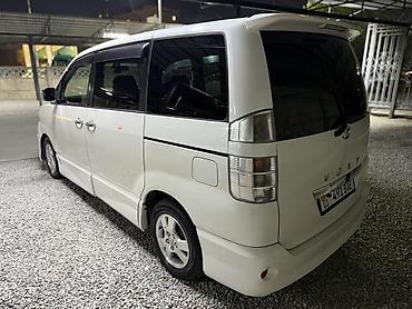 аренда авто ош камри: Toyota Voxy: 2003 г., 2 л, Автомат, Бензин, Минивэн — 4