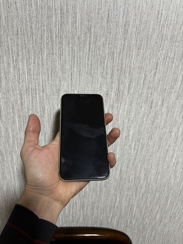 Apple iPhone: IPhone X, Gümüşü, Face ID — 10