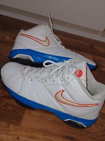 Patike: Nike košarkaške patike – beli gornjište sa plavo‑crnim đonom i — 4