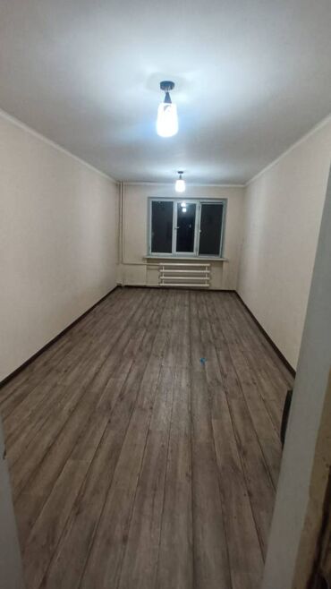 Продажа комнат: 18 м², Без мебели