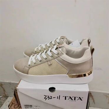 Женская обувь: Женская обувь итальянского бренда TATA, размер 37(большемерят)