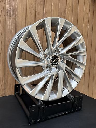 byd e2 2024: Литые Диски R 17 Lexus, Комплект, отверстий - 5, Новый — 2