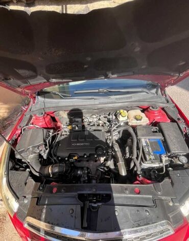 Chevrolet: Chevrolet Cruze sedan – RS paketli, qırmızı rəng. - Kuzov: 4 qapılı — 11