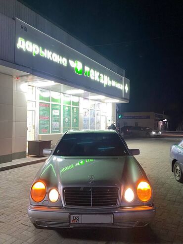 продаю муравейник: Mercedes-Benz 220: 1996 г., 3.2 л, Автомат, Газ, Седан