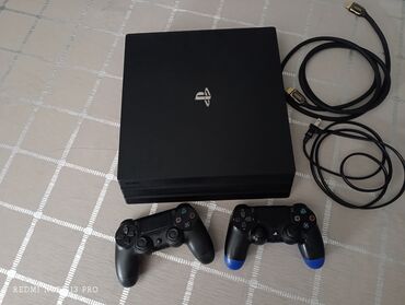 PS4 (Sony Playstation 4): PlayStation 4 pro hec bir problemi yoxdur.Ela veziyyetdedir.2 pultla