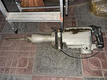 Ручные электроинструменты: Ağır tip elektrik beton qıran aparat satılır. Xarici görünüşü — 2