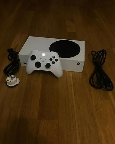 Xbox Series X: Продается Xbox Series S 512 GB Комплект как на фото, ничего не — 1