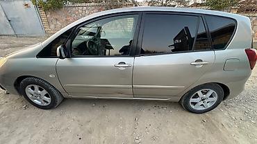 Toyota: Toyota Corolla: 2003 г., 1.6 л, Ручные, Газ, Минивэн — 9