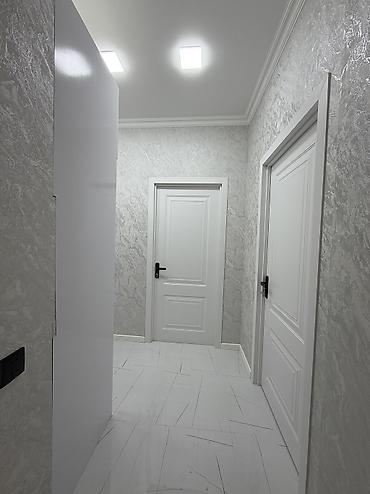 aqdaşda ev satışı: 2 otaqlı, Yeni tikili, 44 kv. m — 10