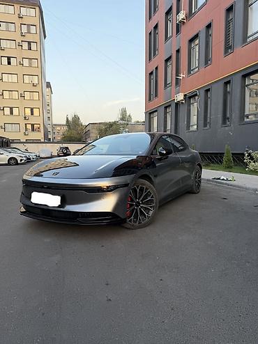 geely m: Zeekr 007: | 2024 г. Седан — 1
