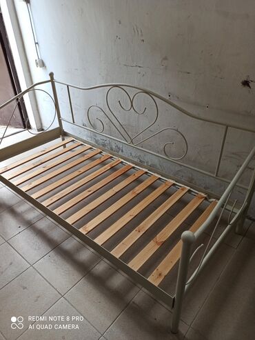 stari metalni kreveti: Bоја - Bež, Plaćena dostava