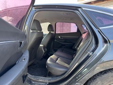 Hyundai: Hyundai Sonata: 2020 г., 2 л, Автомат, Гибрид, Седан — 9