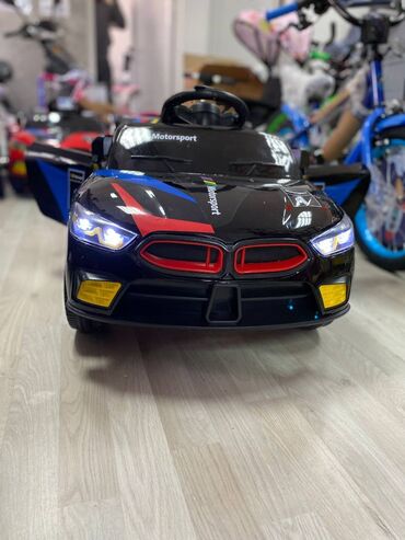 bmw 3 серия 318d mt: BMW Race Style Auto na akumulator za decu Za decu od 1 do 4 godine