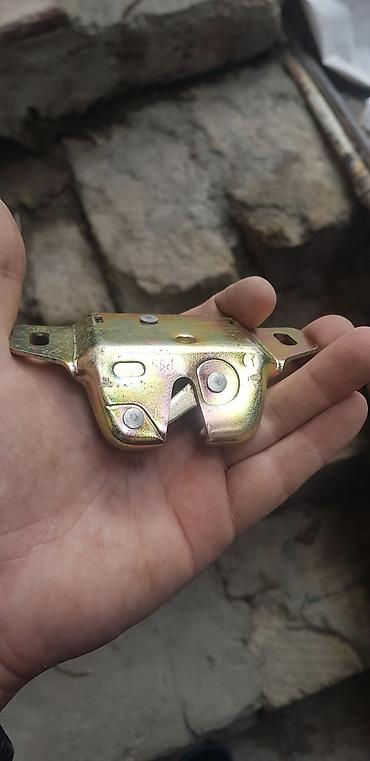 elektrik acari: PEJO Avtomobilinin baqaj kilidi (baqaj qapağı üçün mərkəzi qıfıl — 2