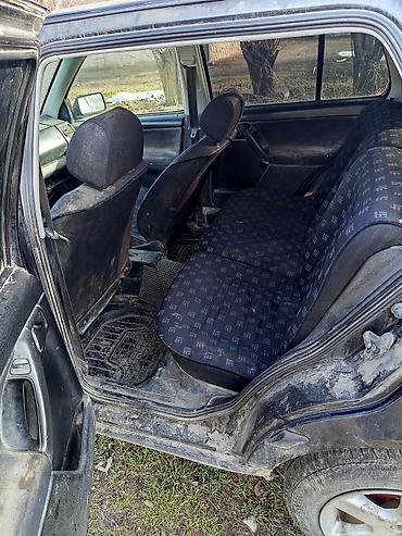 Volkswagen: Volkswagen Golf: 1992 г., 1.8 л, Механика, Бензин, Хэтчбэк at lalafo.kg — 7 Volkswagen: Volkswagen Golf: 1992 г., 1.8 л, Механика, Бензин, Хэтчбэк — 7