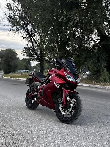 650: Спортивный мотоцикл Kawasaki Ninja (серия 650R/ER-6f), цвет бордовый — 1