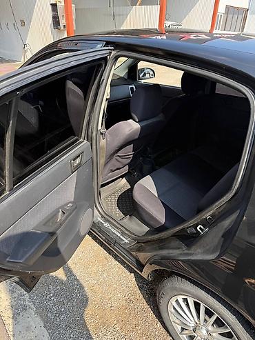 sprinter 4 4: Hyundai Getz: 2008 г., 1.4 л, Механика, Бензин, Хэтчбэк — 5