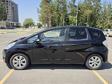 Унаа: Honda Jazz: 2012 г., 1.3 л, Гибрид, Хетчбек — 4