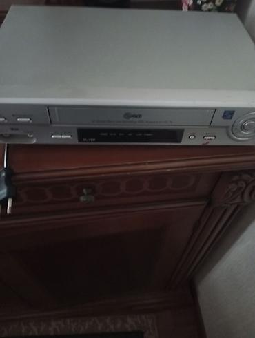 kaset: LG VHS videomaqnitofon Xüsusiyyətlər: - VHS kasetlər üçün oxutma və — 1
