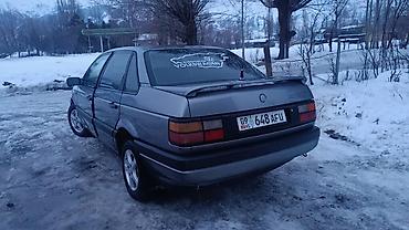 Volkswagen: Volkswagen Passat: 1990 г., 1.8 л, Седан — 2
