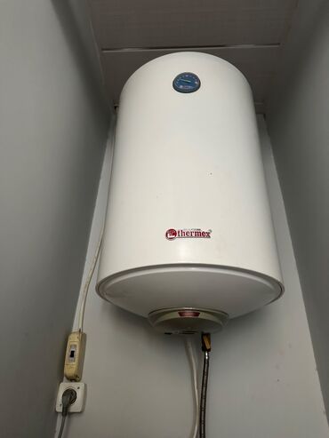 Ütülər və buxarlayıcılar: Ariston 80 l, Yeni