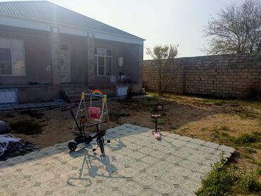 Uzunmüddətli kirayə mənzillər: 🔥 Maştağada TƏCİLİ Satılır — 4 Otaqlı Həyət Evi, 4 Sot Torpaq + Paket — 8