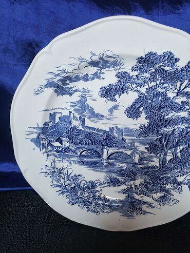 Kuhinjski setovi: Servis za torte,kolace engleski Enoch Wedgwood iz 70ih. Servis je — 8