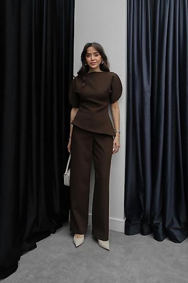 Kompleti: 2800💋
Li — 3